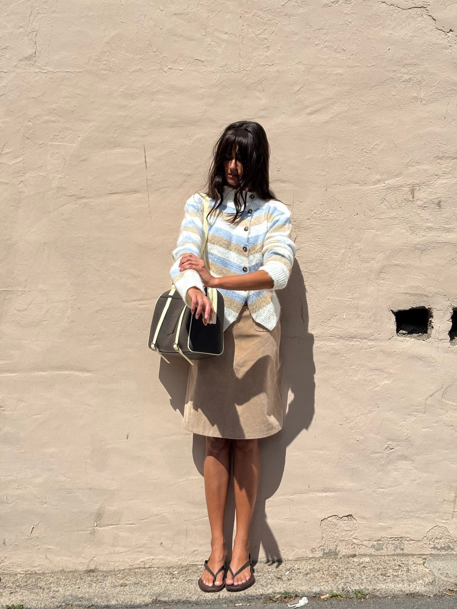 Stilly Button Knit Top