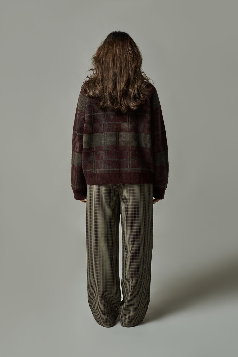 HOMETOWN Check Knit Sweater