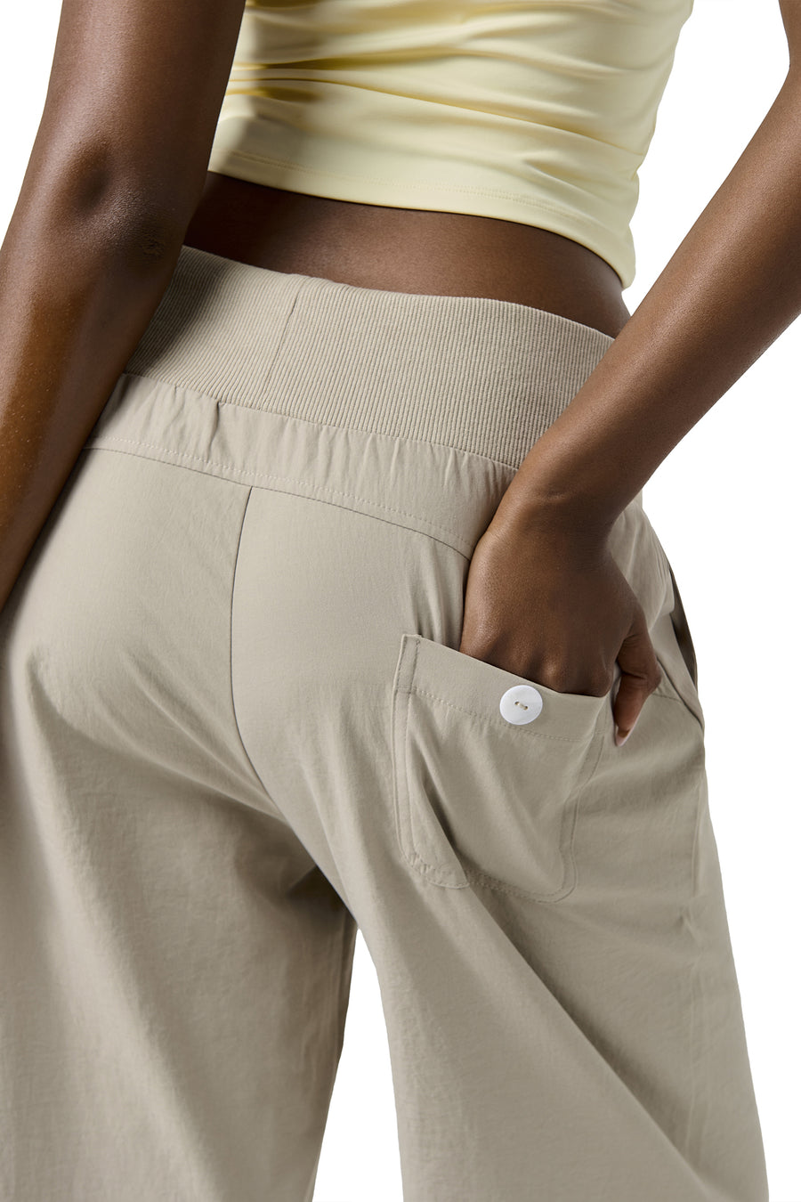 Sway Lightweight Pant in Sand