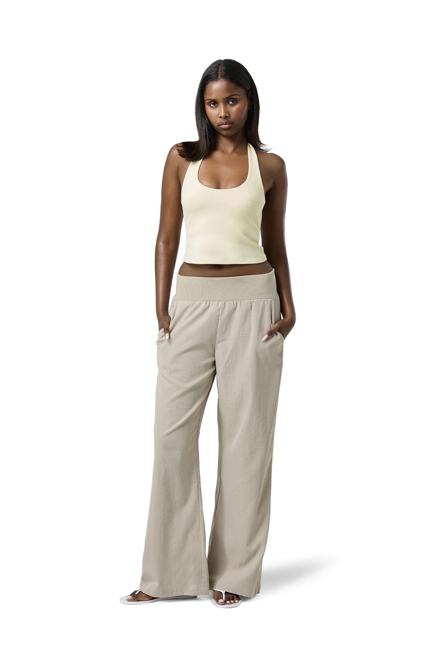 Sway Lightweight Pant in Sand