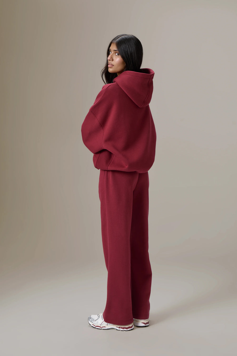 Seekers Classic Wide Leg Sweatpants in Burgundy