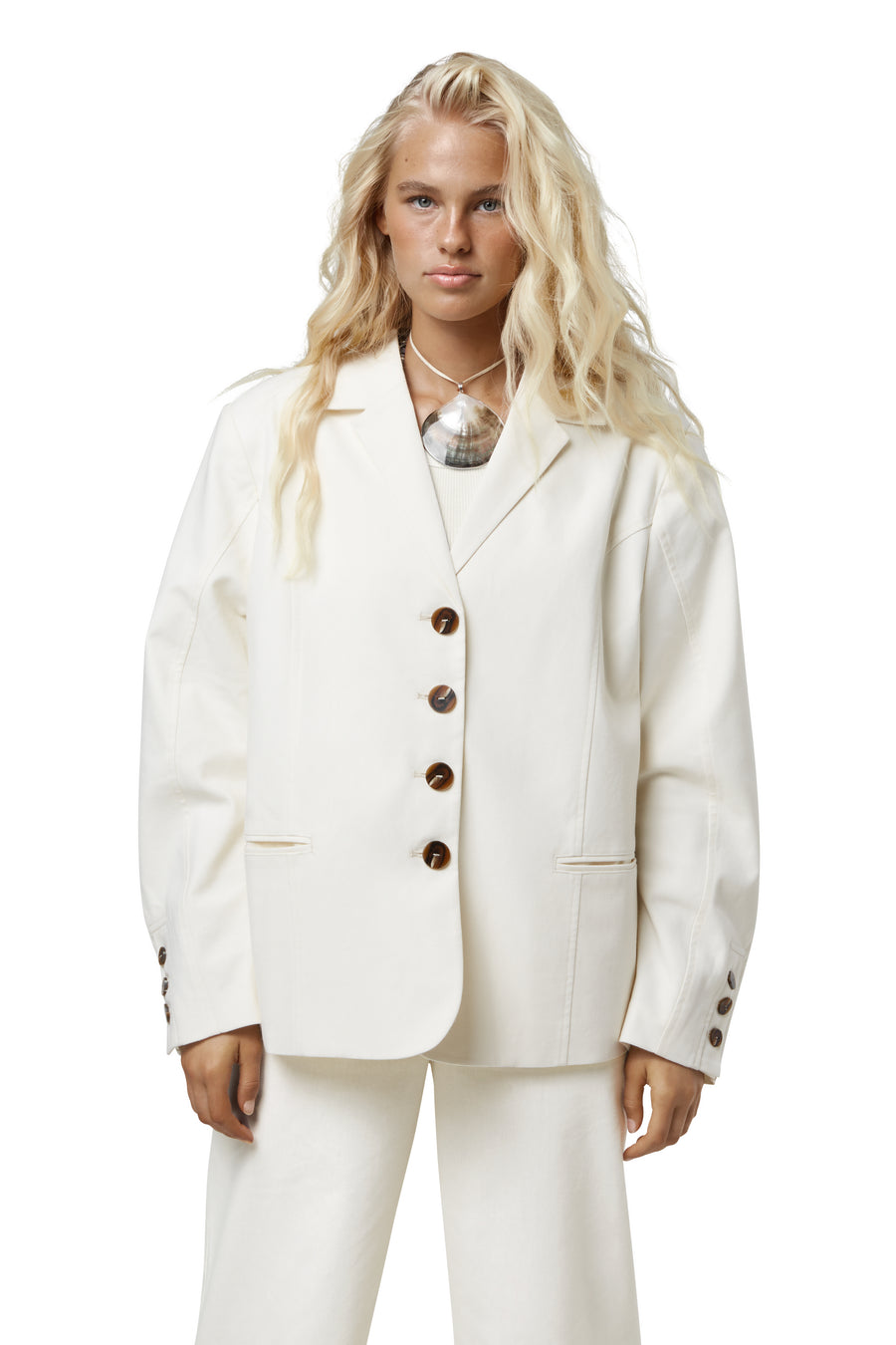 Frankie Boxy Linen Blazer in Cream