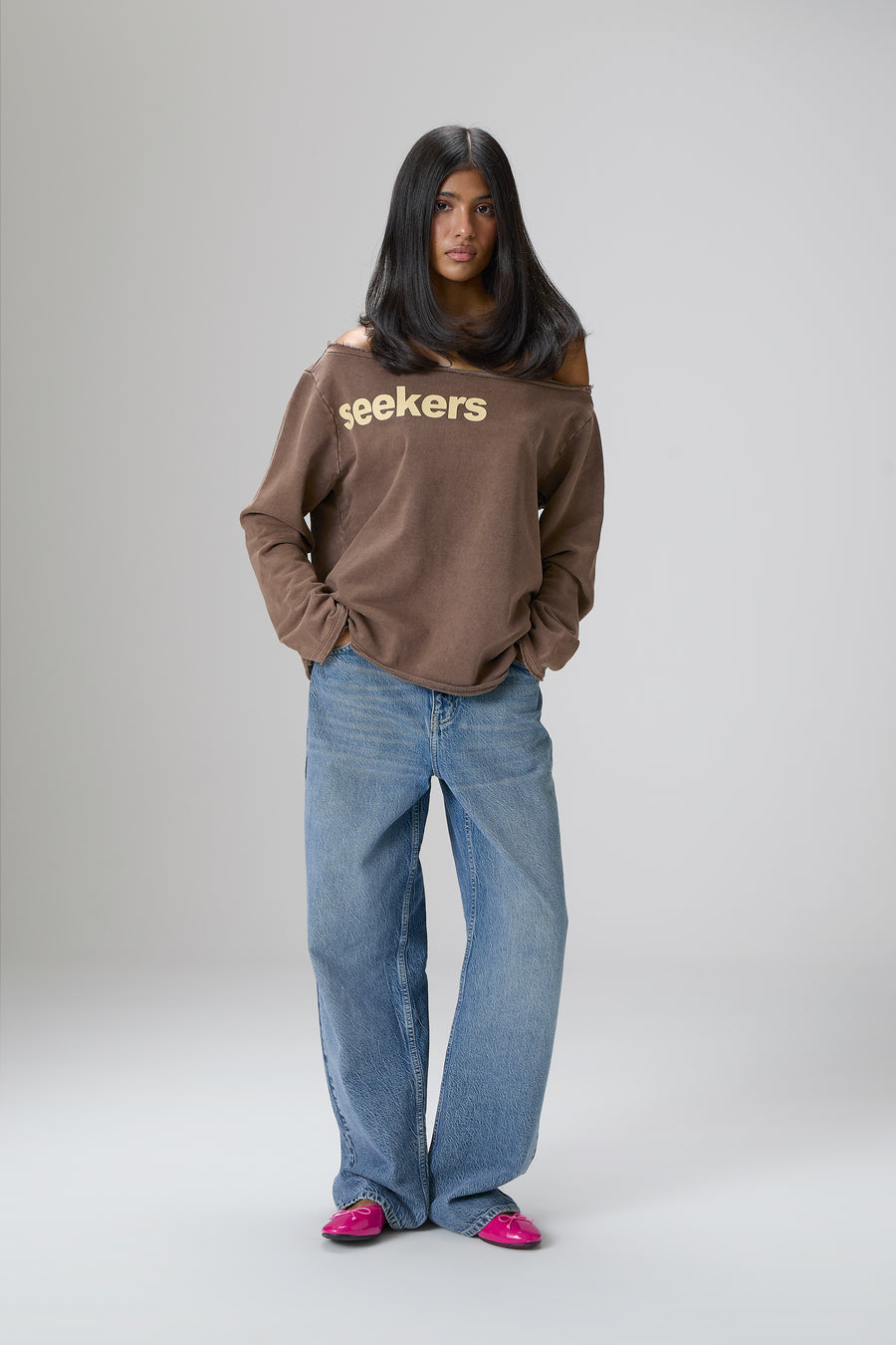 Seekers Slouch Top in Brown