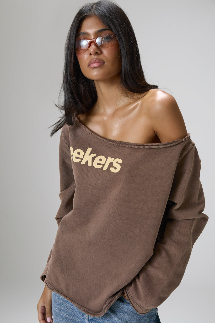Seekers Slouch Top in Brown