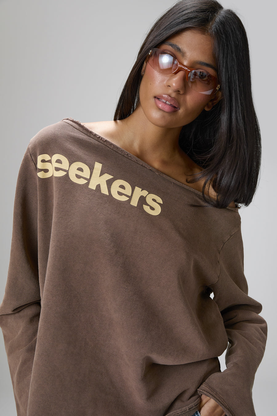 Seekers Slouch Top in Brown