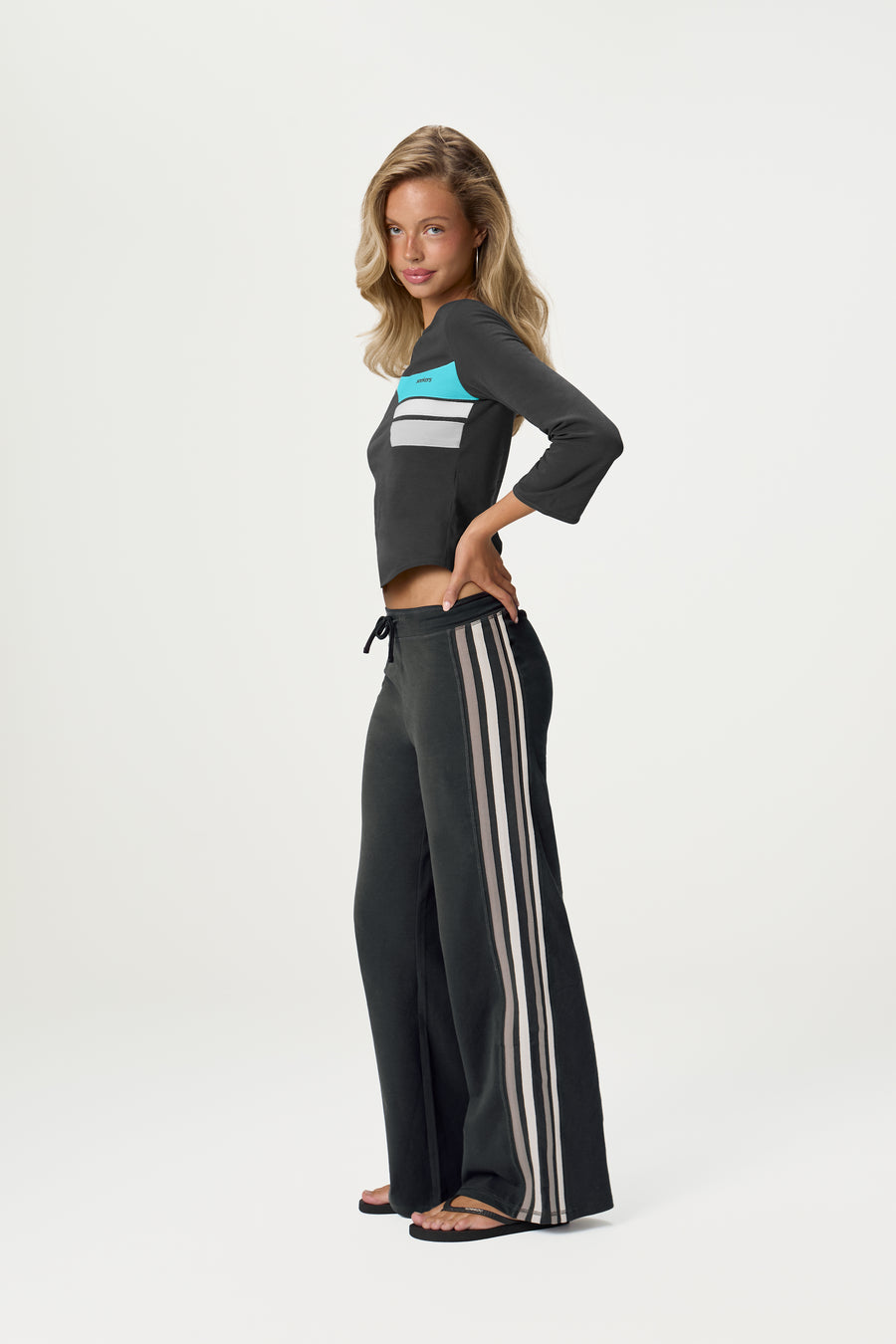 Seekola Cotton Stretch 3/4 Sleeve Top in Black