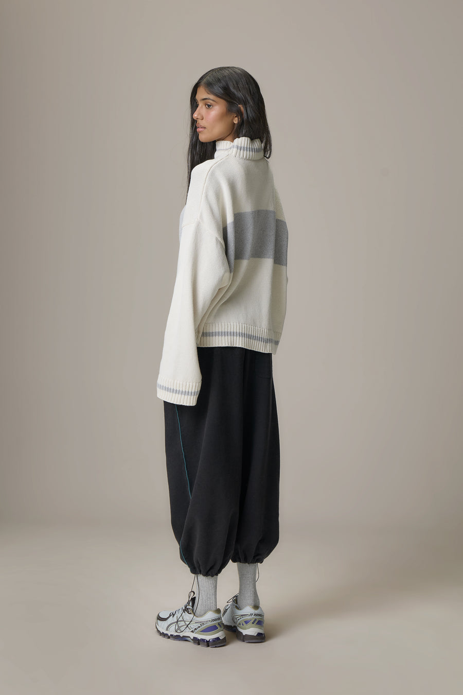 Bebe Roll Neck in Off White