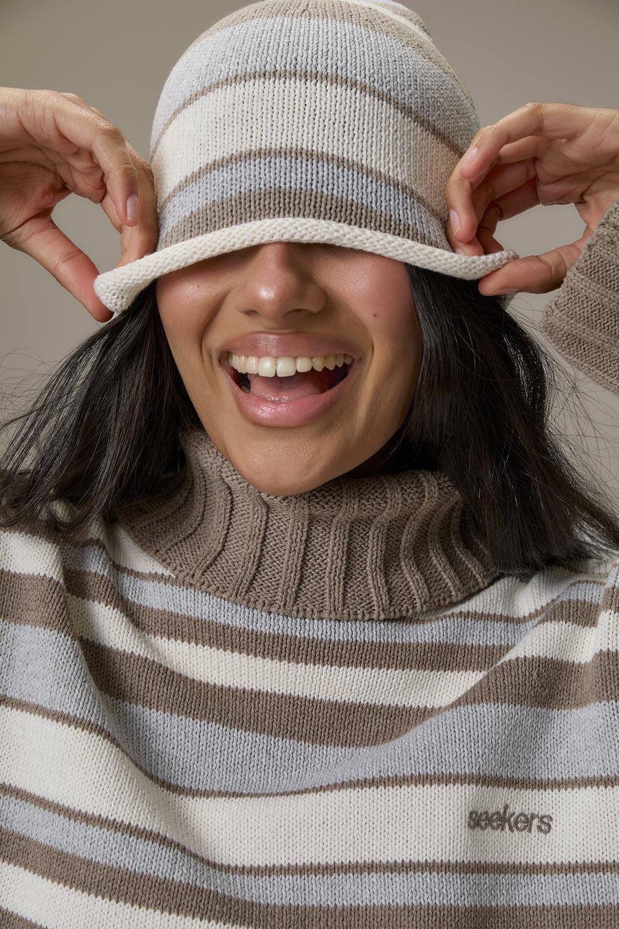 Bella Stripe Roll Hat in Grey