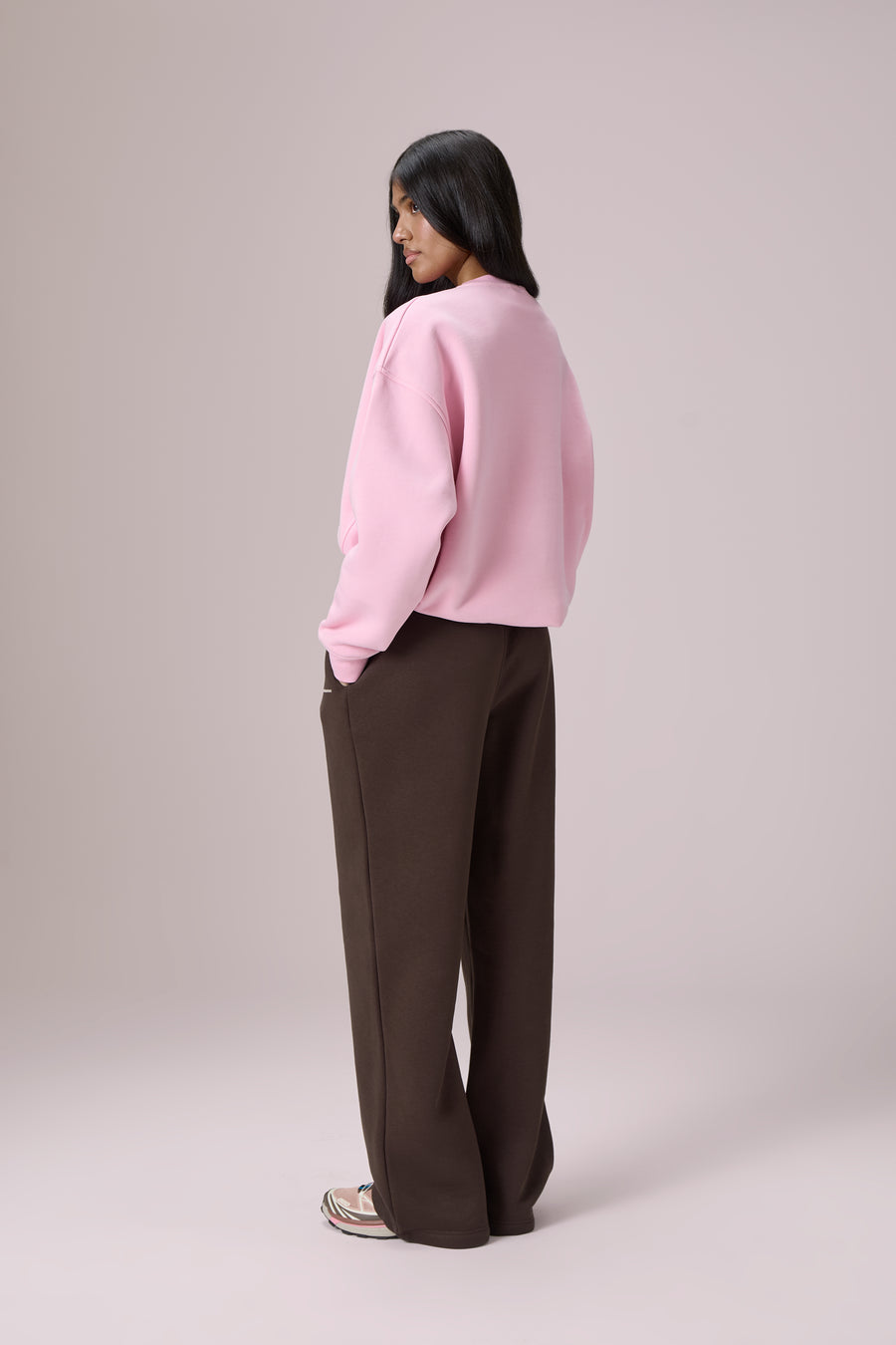 Seekers Classic Sweatshirt in Pink Wafer