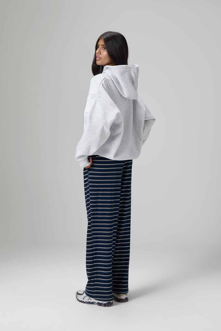 Seekers 99 Hoodie in Passive