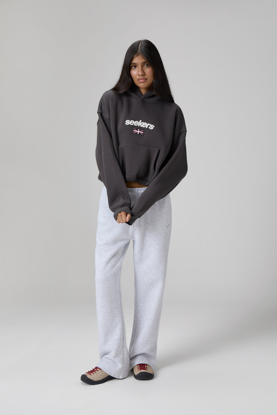 Seekers GB Shrunken Hoodie in Off-Black