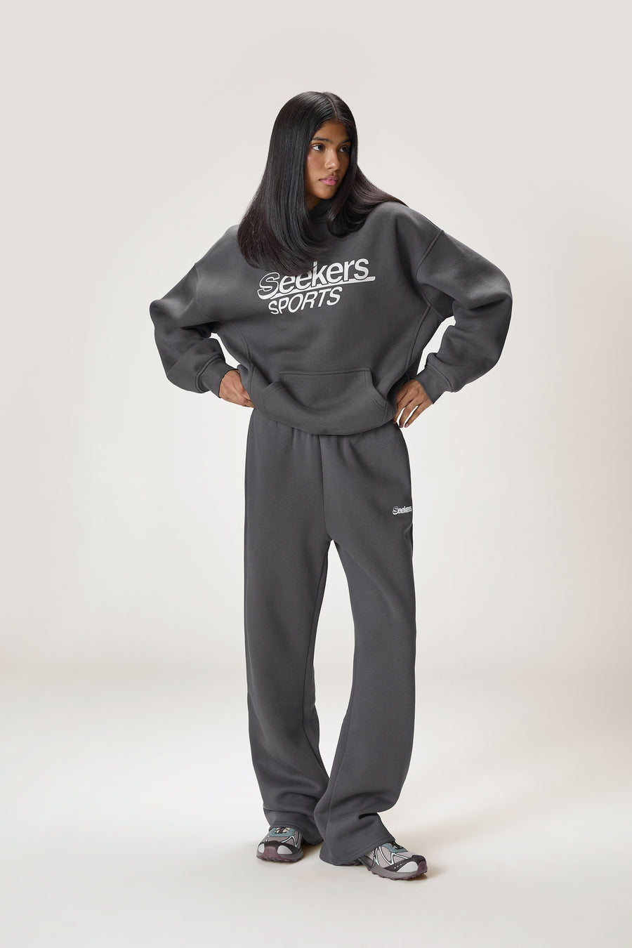Seekers Sports Wide Leg Sweatpants in Charcoal