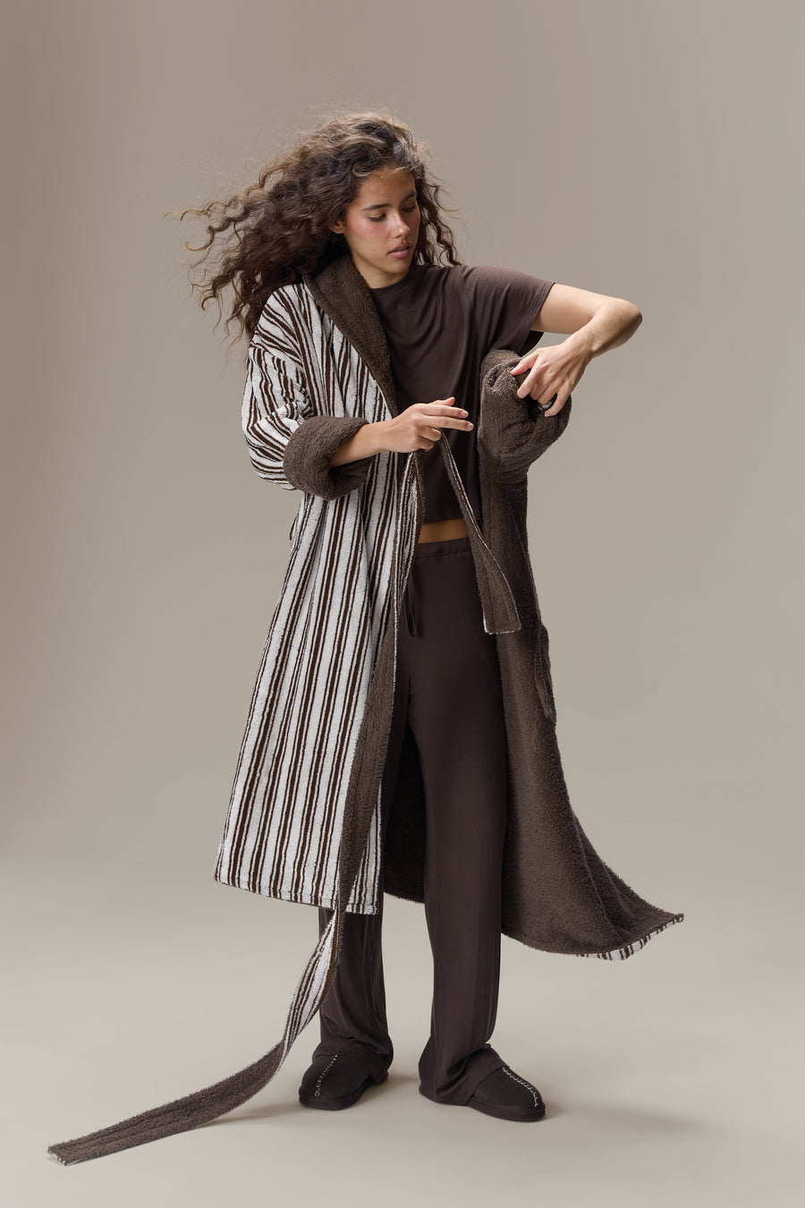 Seekers Sleepwear Reversible House Robe in Brown Stripe
