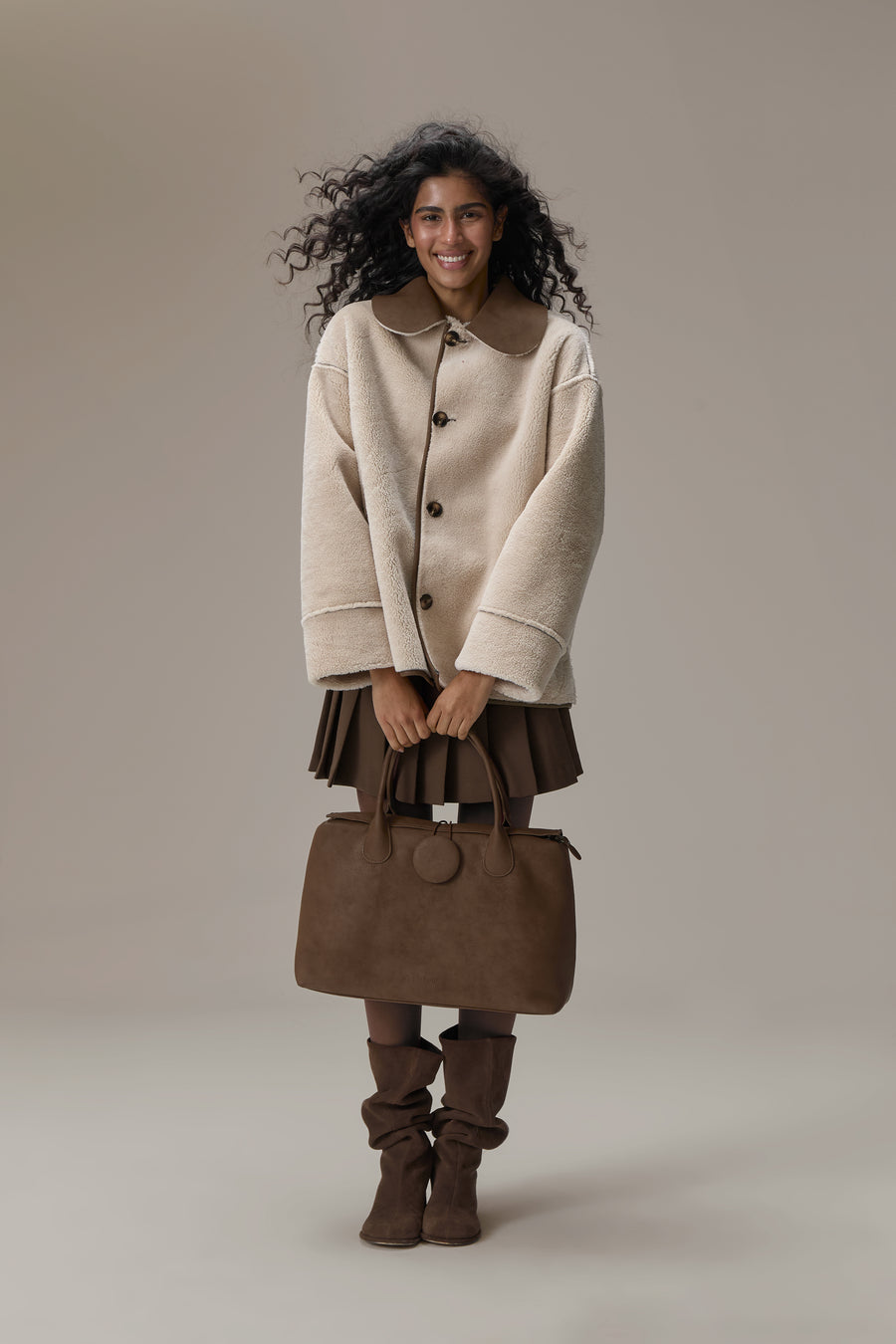 Tully Button Carryall Bag in Brown Bear