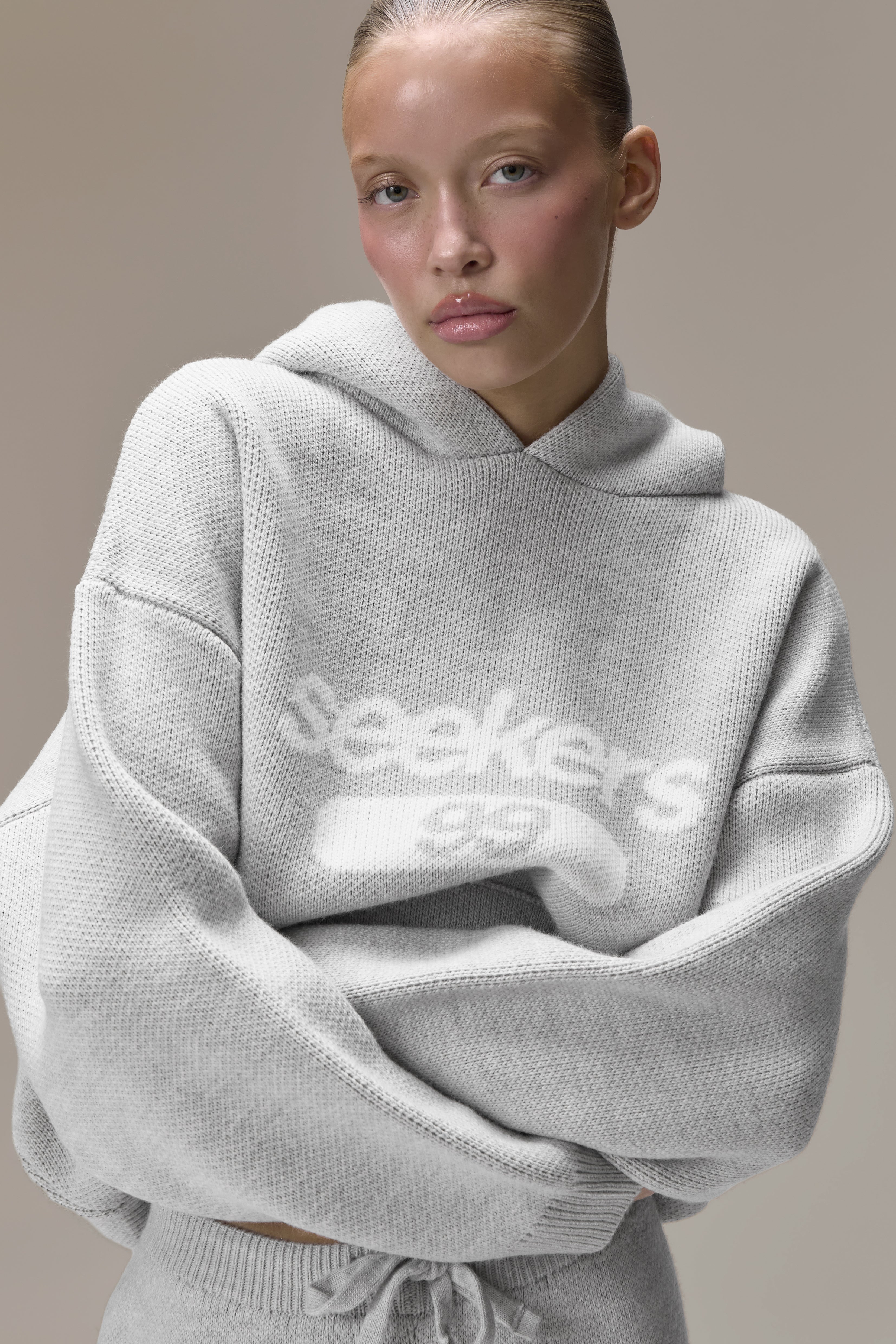 Seekers 99 Knit Hoodie in Soft Grey