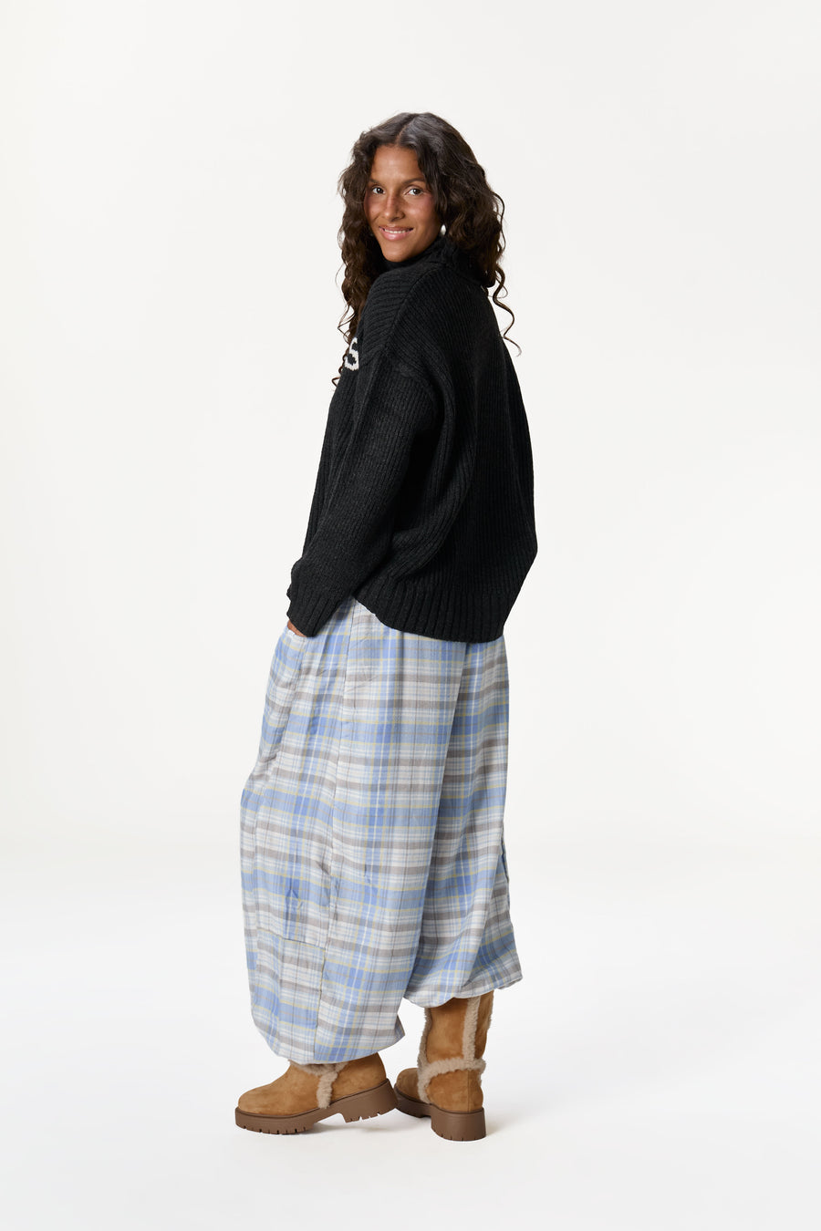 Misty Roll Neck Knit Jumper in Black