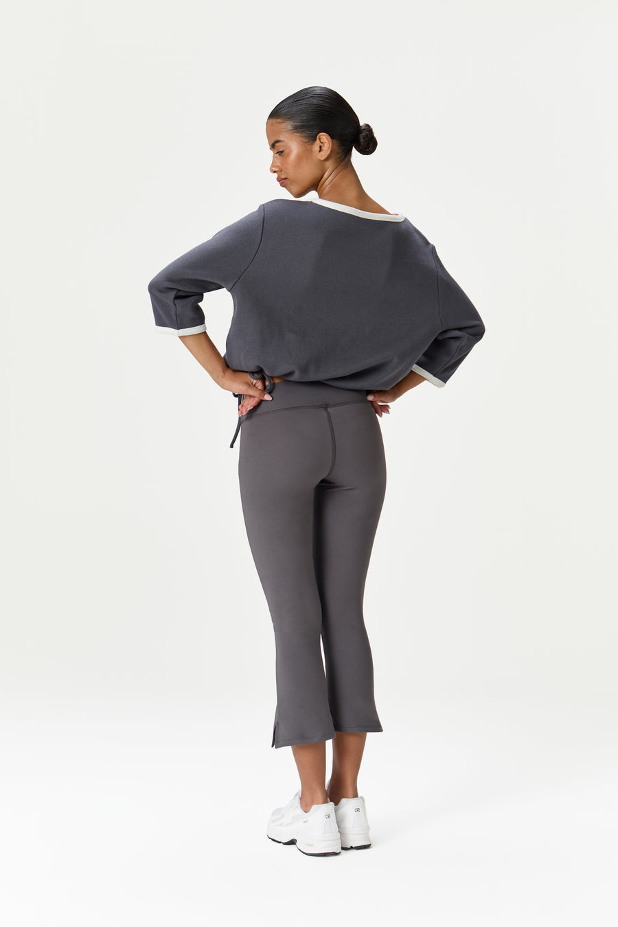 Pamela Cotton Cinch Sweatshirt in Charcoal