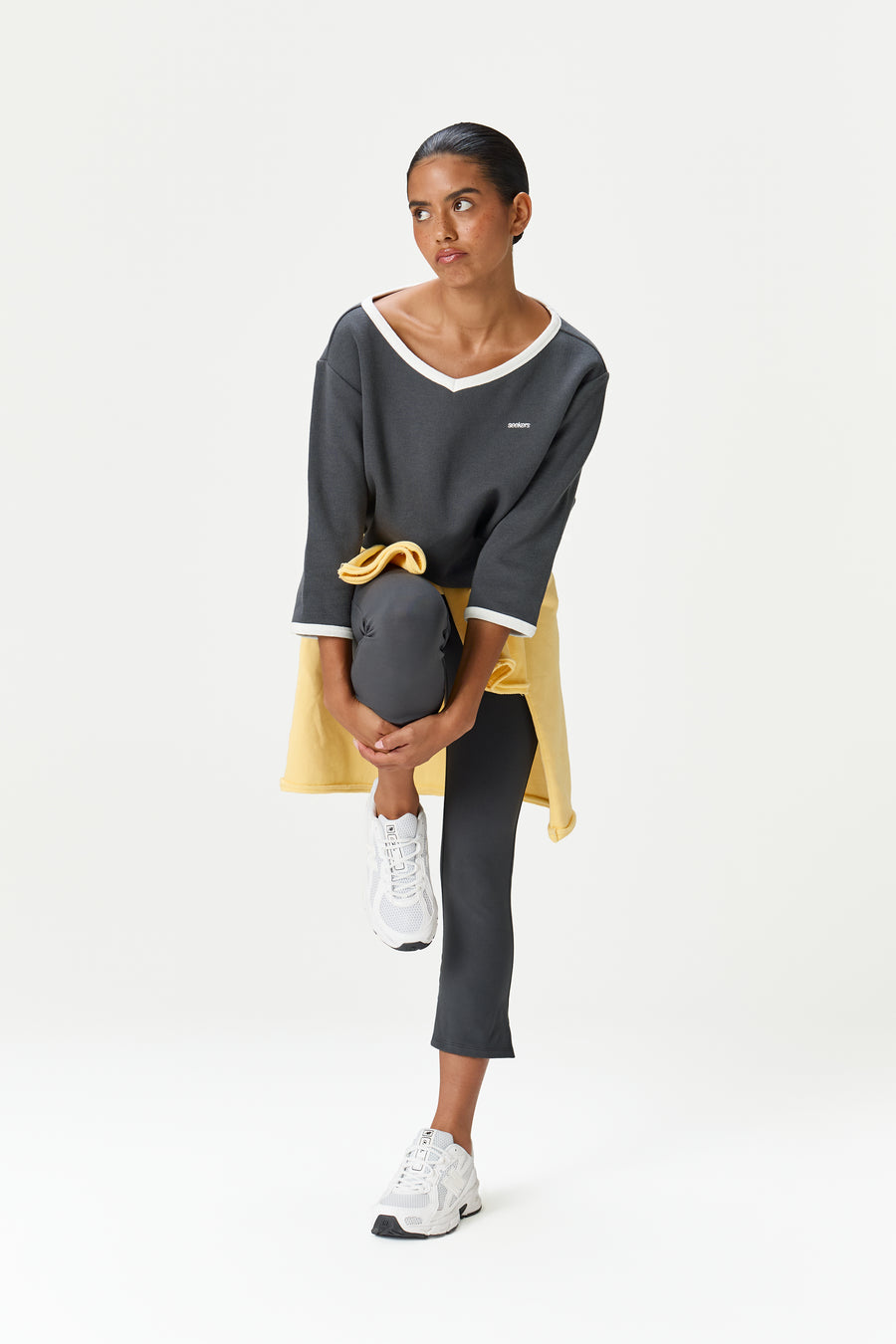 Pamela Cotton Cinch Sweatshirt in Charcoal