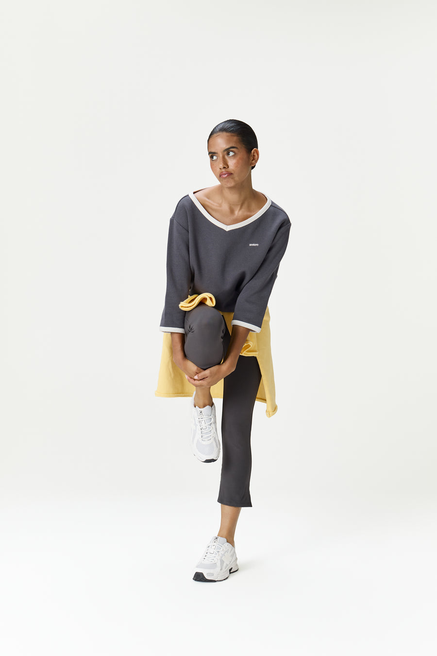 Pamela Cotton Cinch Sweatshirt in Charcoal