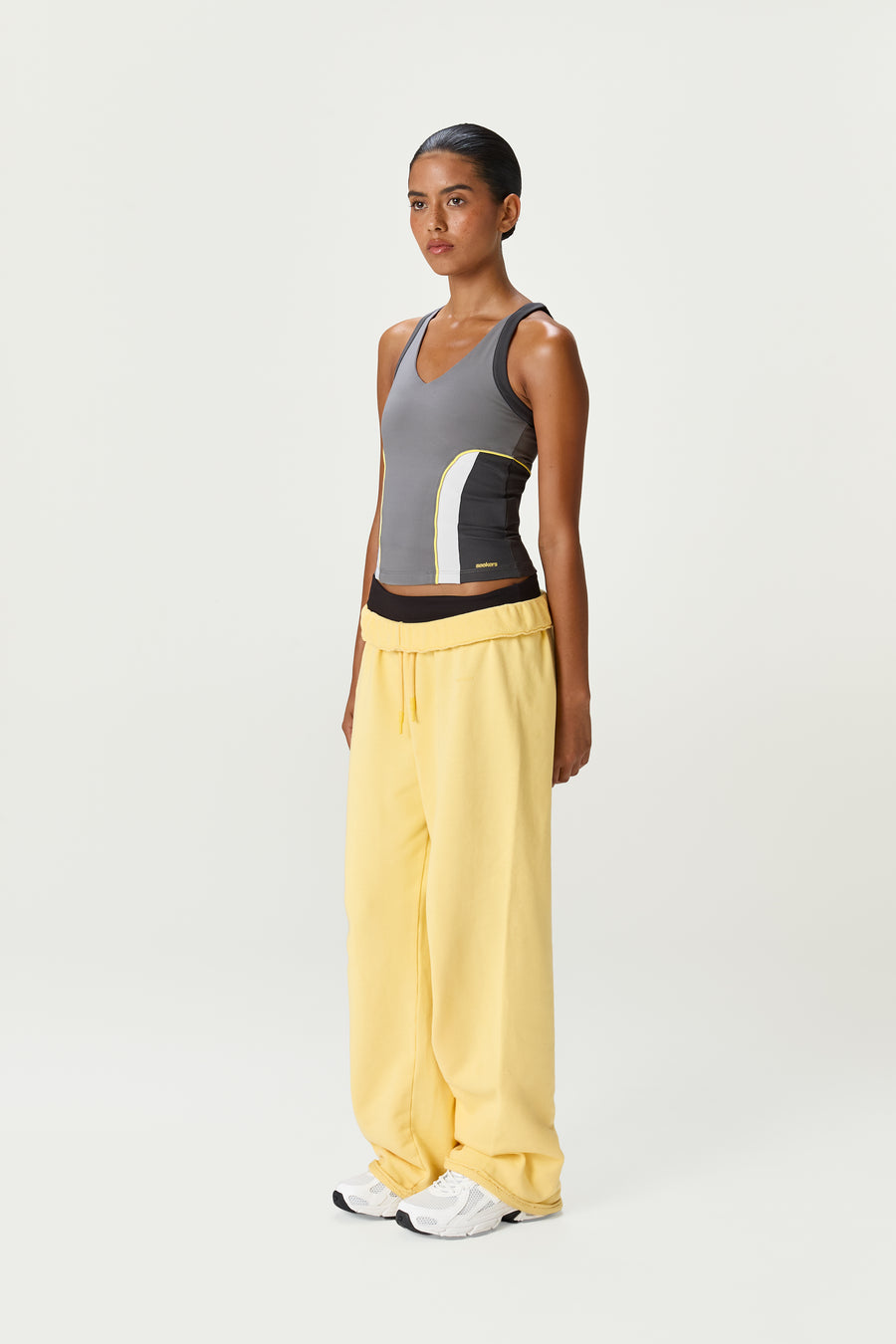 Yogamax Active Tank Top in Grey