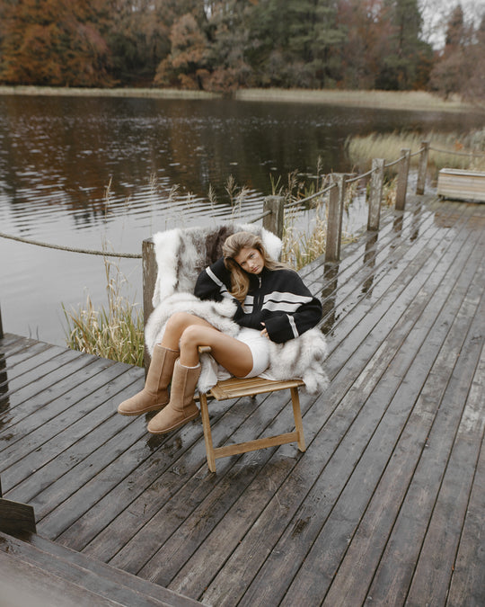 Muffle Knit Zip Up Cardigan in Road