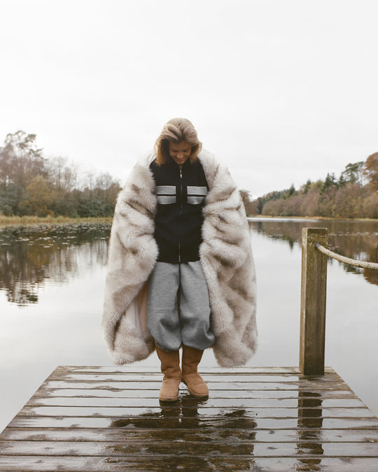 Muffle Knit Zip Up Cardigan in Road
