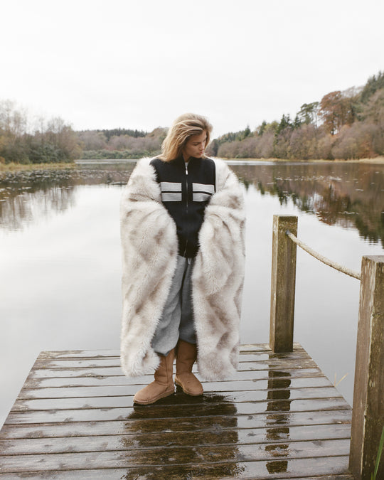 Muffle Knit Zip Up Cardigan in Road